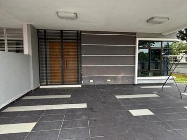 Double storey cluster Nusa Bestari 41 bedroom near b Indah second lin