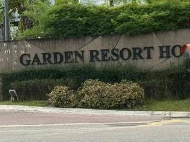 Double storey cluster taman sri pulai perdana for sale