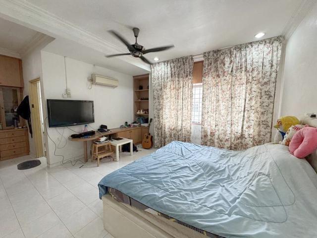 Double Storey Corner Taman Desa Harmoni Molek Tebrau Johor Bahru