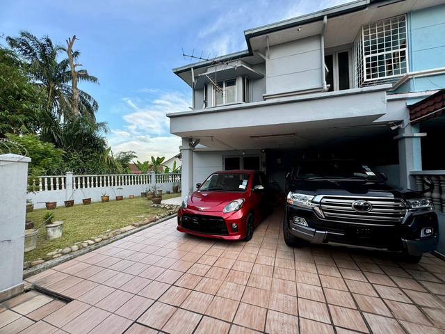 Double Storey Corner Taman Menegon Indah Sek 36 Shah Alam for Sale