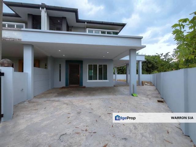 Double Storey Corner Terrace at Jalan Field Force Batu Kawa For Sale