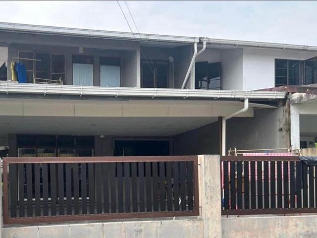 Double Storey Corner at Jalan Kapor