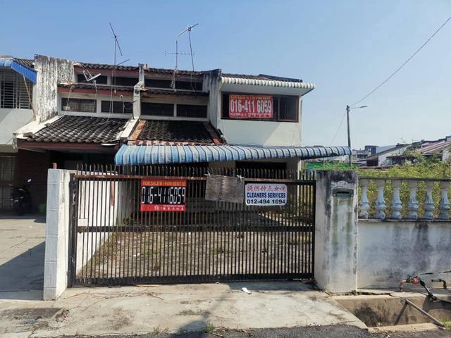 Double Storey corner Big Land Tmn Desa Damai BM Below Market Value