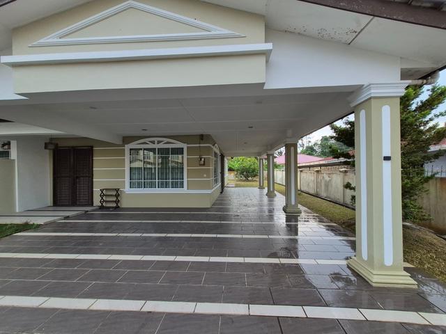 Double Storey Corner Bukit berangan Kota Samarahan