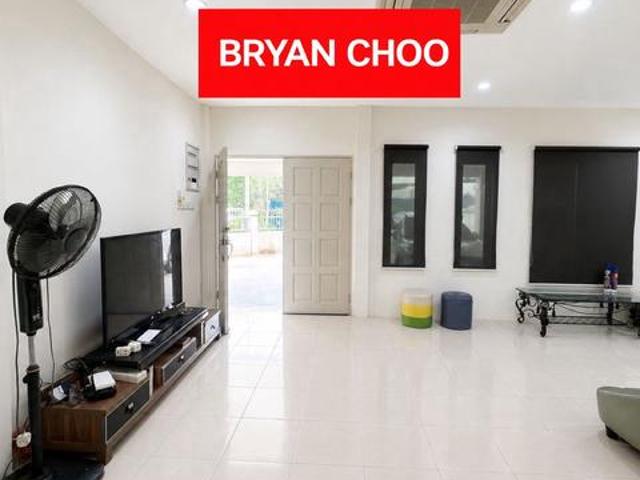DOUBLE STOREY CORNER HOUSE FOR RENT At STEPHEN YONG KUCHING SARAWAK