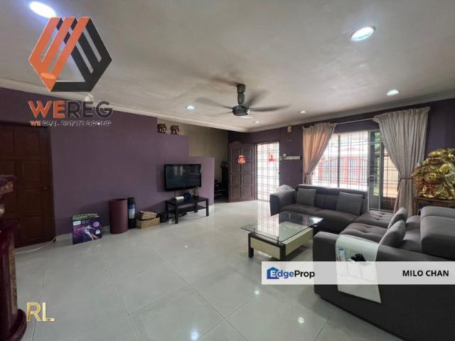 Double storey corner lot Kota Kemuning house for sale