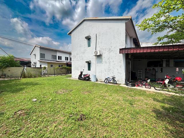 Double Storey Corner Lot Seksyen 17 Shah Alam