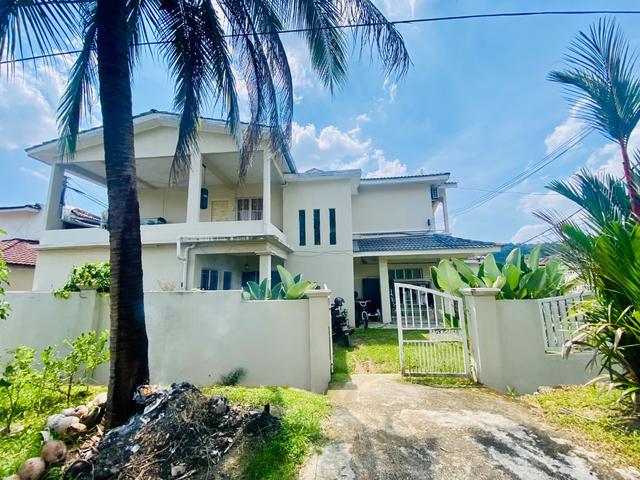 Double Storey Corner Lot Taman Equine Lestari Perdana 8 Seri Kembangan