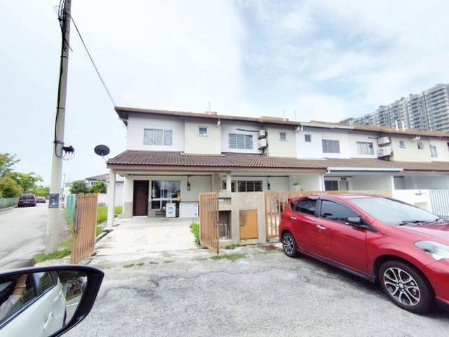 Double Storey Corner Lot Terrace House Desiran Bayu Puchong