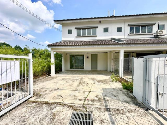 Double Storey Corner Lot Tulips Lake Edge Puchong