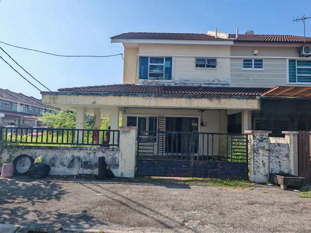 Double Storey Corner Station 18 Below Market