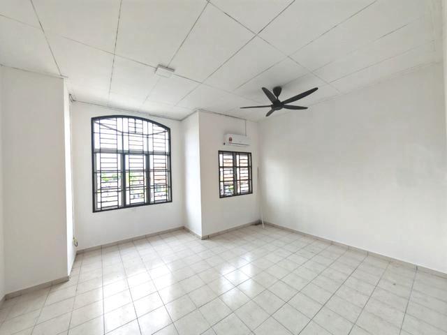 Double Storey Desa Tebrau Desa Jaya 4 Bed SalesRent
