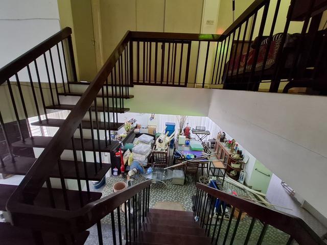 Double storey detached housr