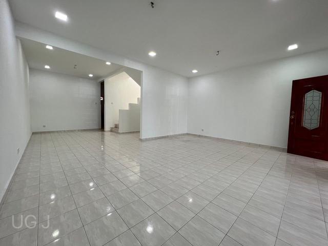 Double Storey End Lot 20x70 NEAR AEON Bandar Bukit Tinggi 2 Klang