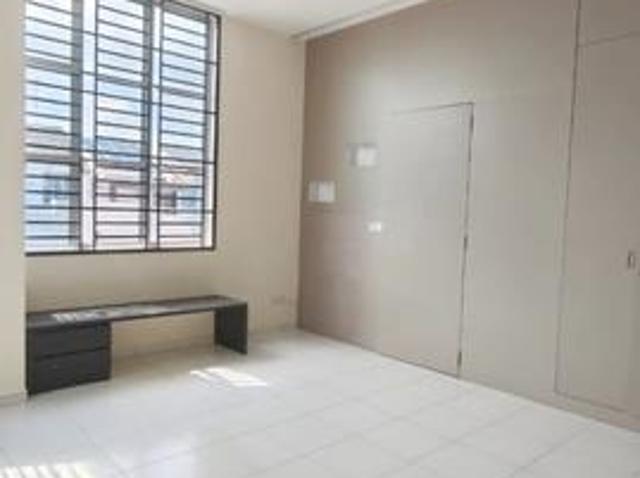 Double Storey End Lot Taman Setia Indah Tebrau Johor Bahru