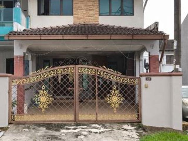Double Storey End Lot Taman Sungai Besi Indah Seri Kembangan Balakong