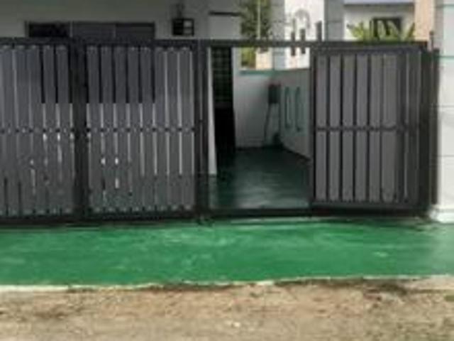 Double Storey End Lot Taman Wawasan Kulai
