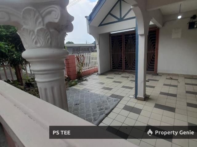 Double Storey Endlot to Sell