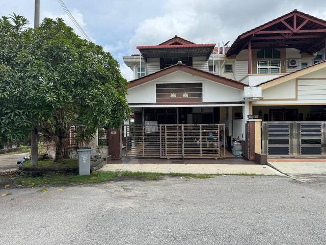 DOUBLE STOREY ENDLOT WITH LAND EVERGREEN HEiGHTS BATU PAHAT FOR SALE
