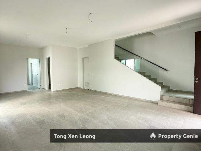 Double Storey Endlot For Sale @ Krubong Height
