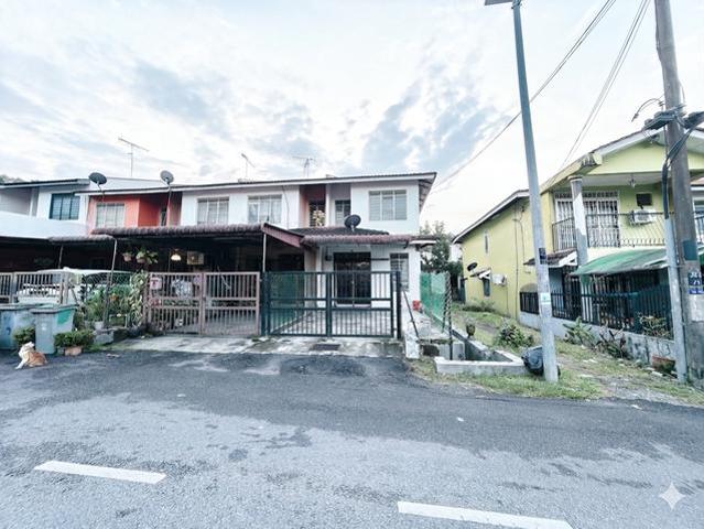 Double Storey EndLot Nusa Damai Pasir Gudang