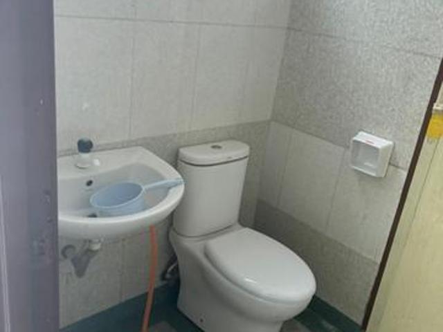 Double storey foreigner unfurnished