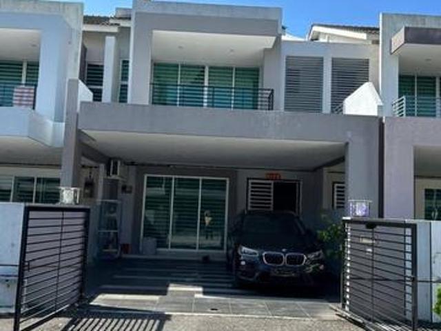 double storey free hold house Taman tawas mewah