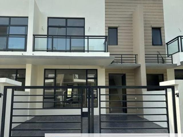 Double storey garden terrace Tampoi