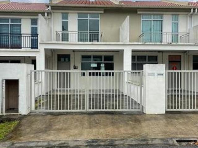 Double Storey Gated and Guard Can Full loan Pulai Mutiara