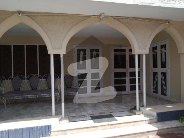 Double storey house near to Gulgasht brand road Gulgasht Colony