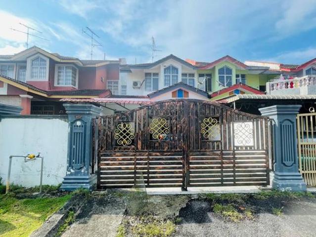 Double Storey House Nearby IOI Mall Kulai Johor For Sale