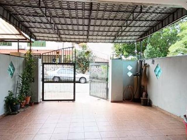 Double Storey House at Bandar Puchong Jaya