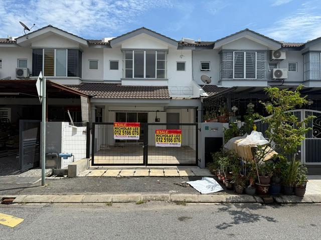Double Storey House at Bercham