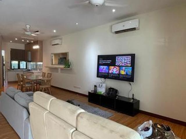 Double Storey House Bandar Kinrara BK7 Fully Furnish