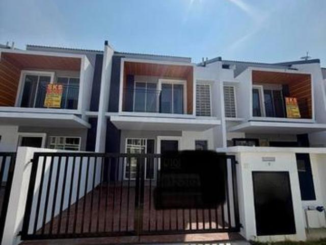 Double Storey House Dua Ruby Parkhomes Taman Ruby