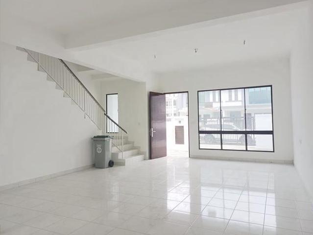 Double Storey House Desa Palma Nasa City Near Dato Onn Highway