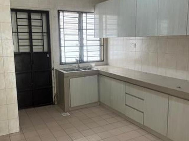 Double storey house for rent at Bandar botanic Klang