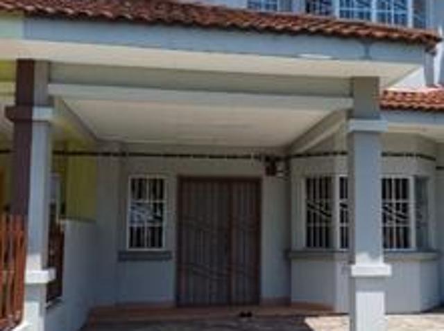 Double storey house for sale in Bandar Puteri Klang