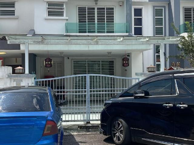 Double Storey House for Sale 163A，Jalan TE4, Taman Tiara East,43500 Semenyih