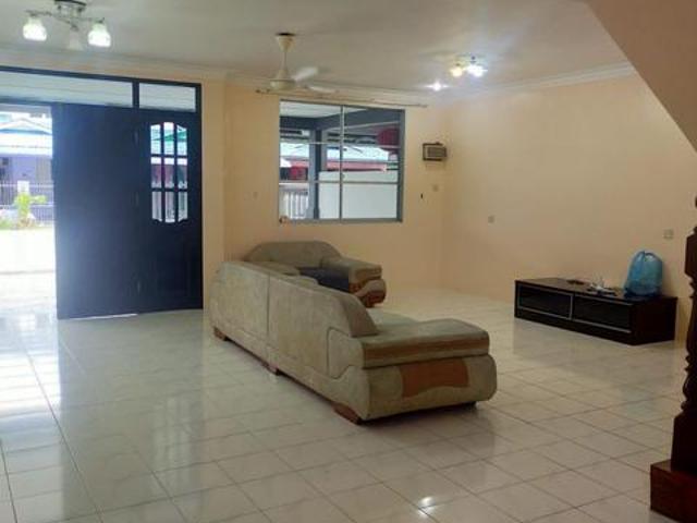 double storey house for sales at Permai near hospital Sibu