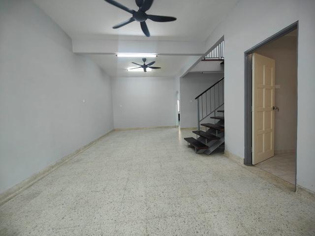 Double Storey House Intermediate Harta Pertama Bukit Baru