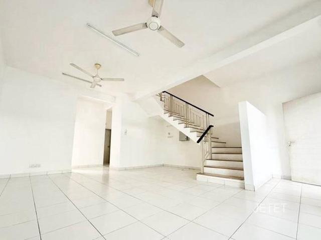 Double Storey House Jalan Mahligai Bukit Raja Klang freehold