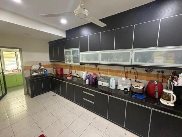 Double Storey House Taman Putra Prima Puchong Good condition for sale