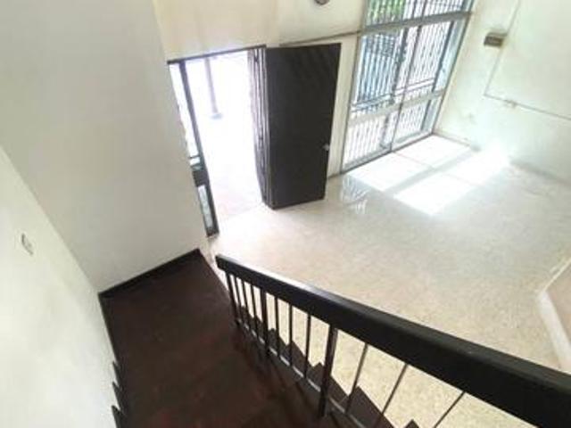 Double Storey House Taman Perling Low Deposit Near Highway