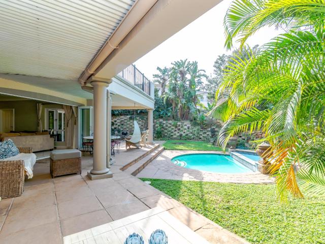 Double storey house to rent in uMhlanga Rocks