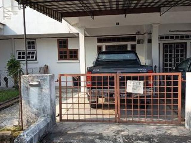 Double storey house Taman Sri Jaya to sale