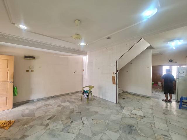 Double Storey House 4 Room For SellTaman Mewah Baru Sentosa Klang