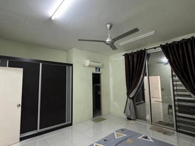 Double Storey House 4Bed 3Bath Casea Garden Gelang Patah