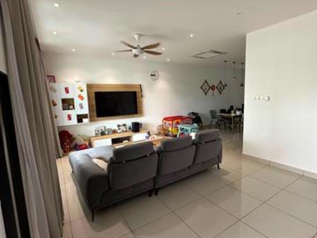 Double Storey House 4Bed 4Bath Fully Furnished Bandar Cemerlang
