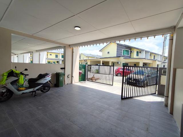 Double Storey Intermediate Terrace at Taman Citrine Kopodim Matang